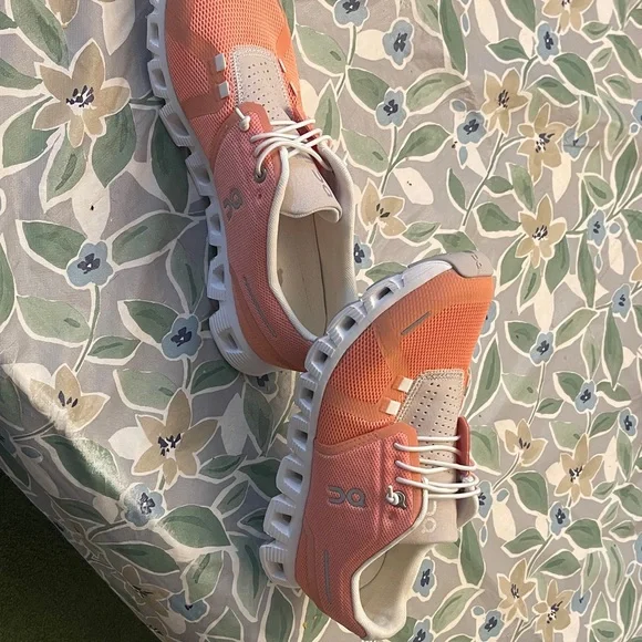 Women's Athletic Shoes in Peach and White - Picture 2 of 6